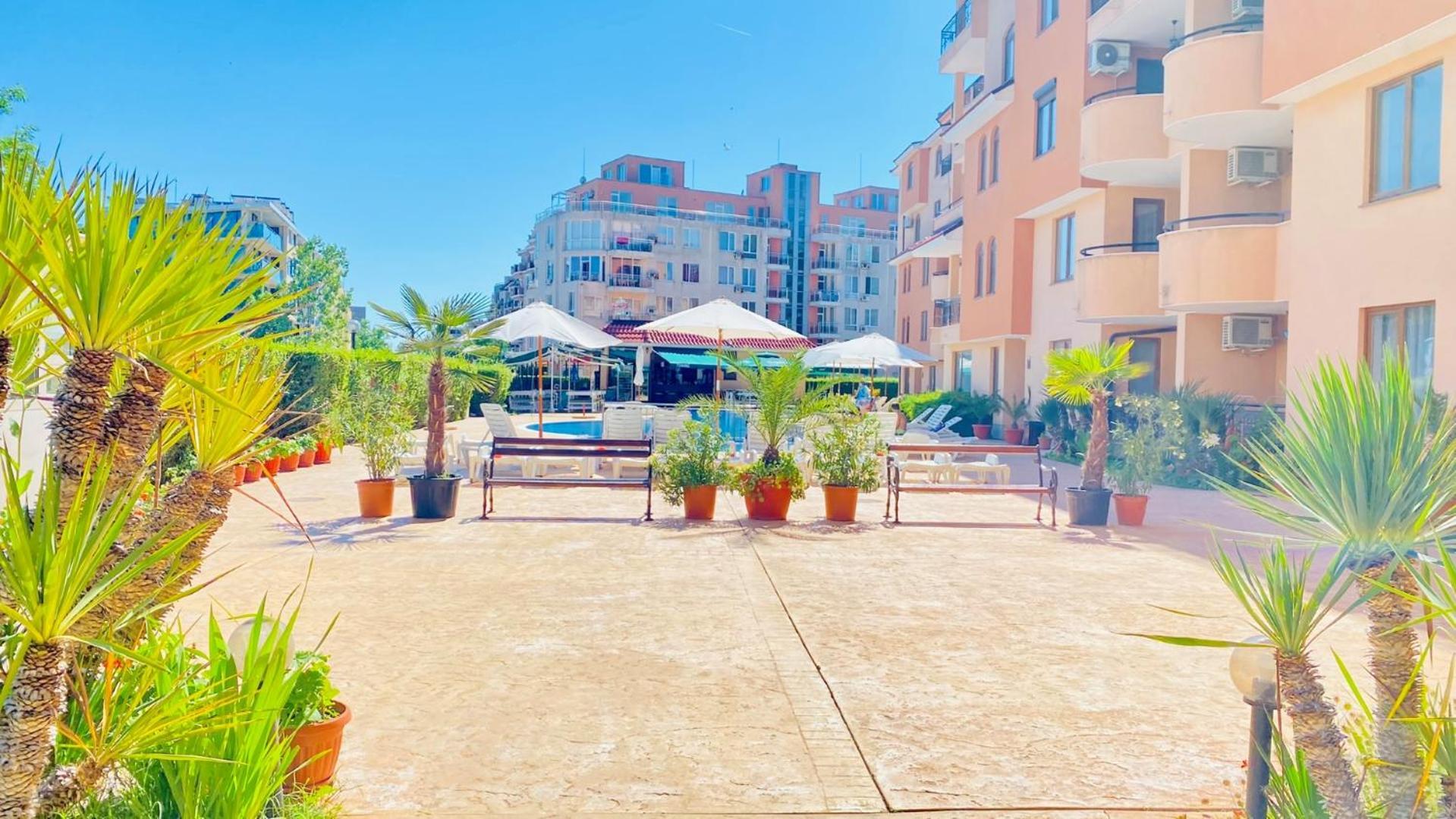 סאני ביץ' Bratanov Summer Apartment מראה חיצוני תמונה