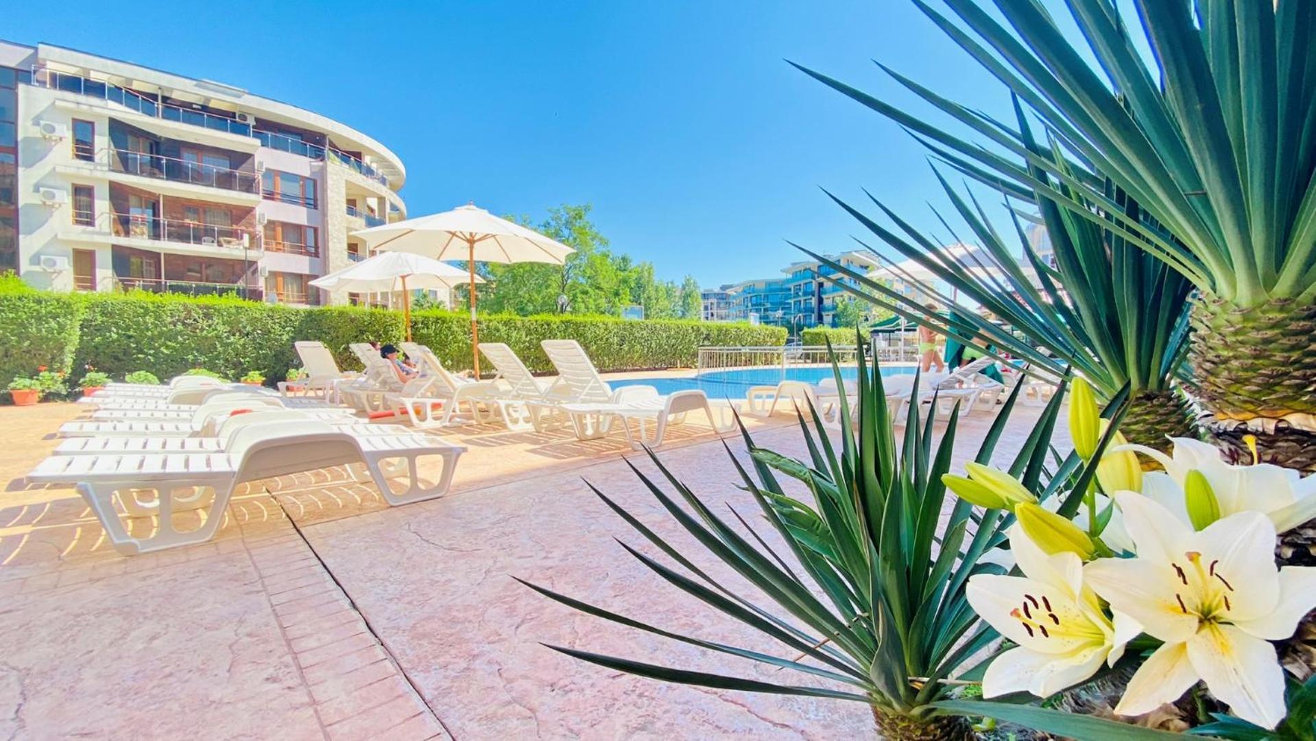 סאני ביץ' Bratanov Summer Apartment מראה חיצוני תמונה