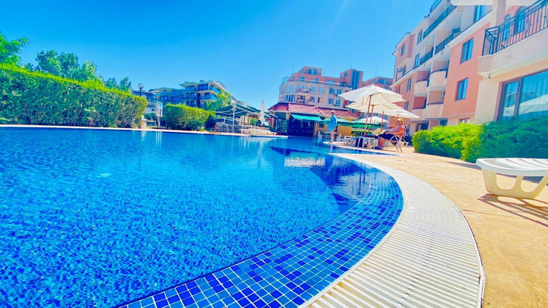 סאני ביץ' Bratanov Summer Apartment מראה חיצוני תמונה