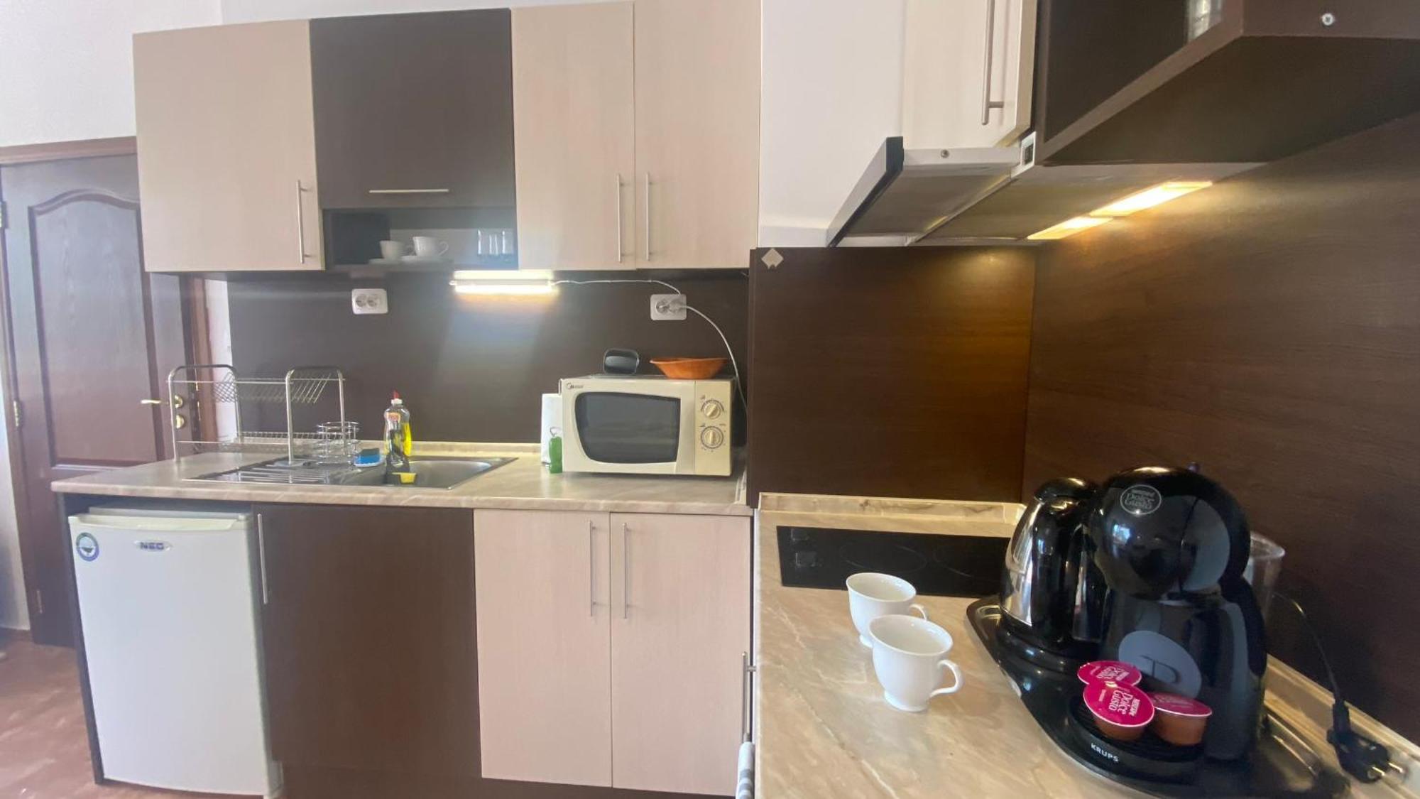 סאני ביץ' Bratanov Summer Apartment מראה חיצוני תמונה