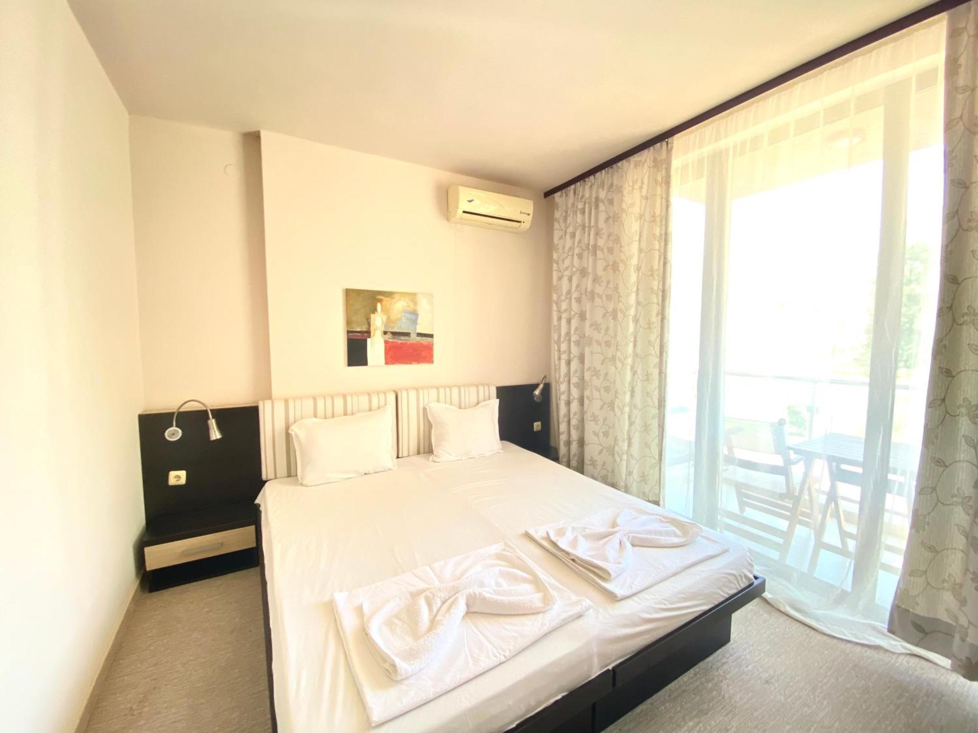 סאני ביץ' Bratanov Summer Apartment חדר תמונה